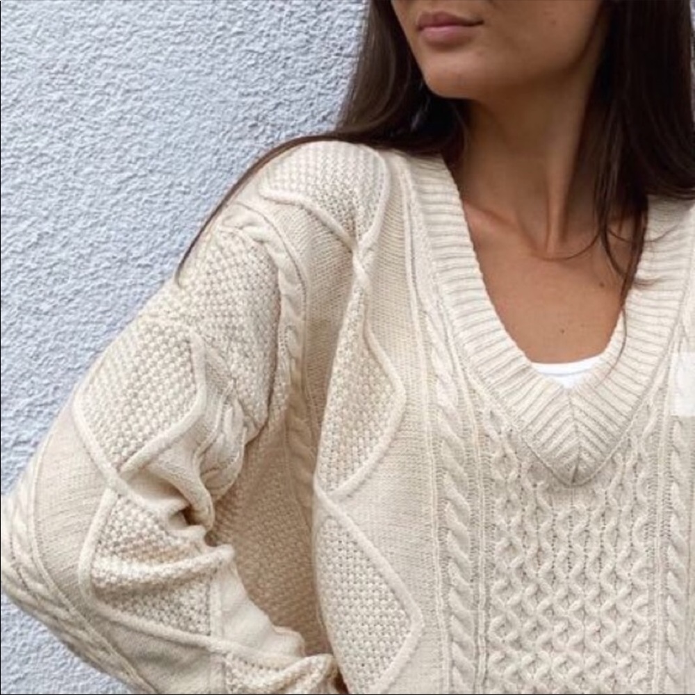Double Tie Up Back Olive Cable Boho Sweater - Picture 4 of 7